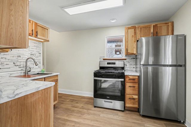 324 Trimble Avenue, Kalamazoo, MI 49048