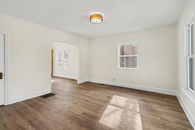 324 Trimble Avenue, Kalamazoo, MI 49048