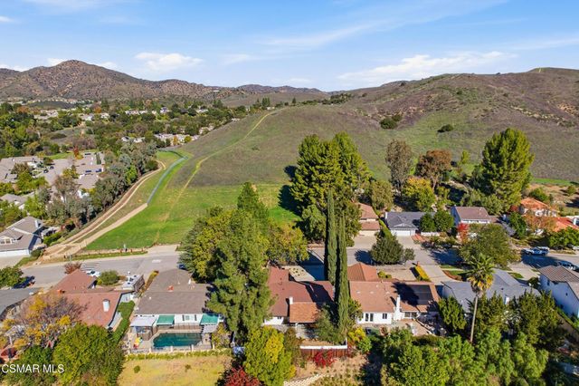 6454 Smoke Tree Avenue, Oak Park, CA 91377