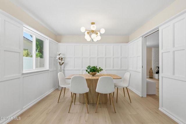 6454 Smoke Tree Avenue, Oak Park, CA 91377