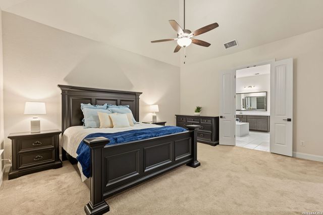 122 HUNTWICK DR, Boerne, TX 78006