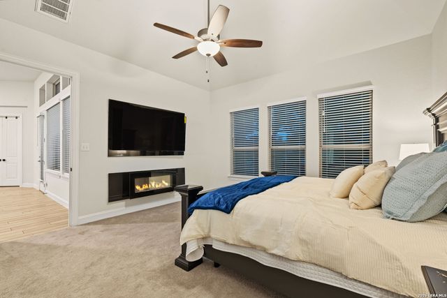 122 HUNTWICK DR, Boerne, TX 78006