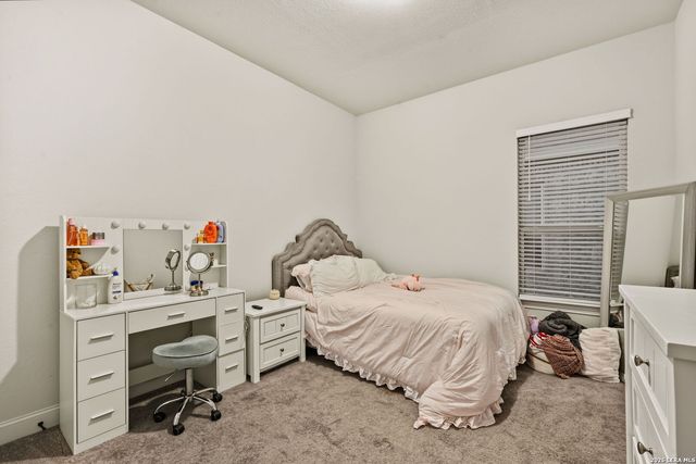 122 HUNTWICK DR, Boerne, TX 78006