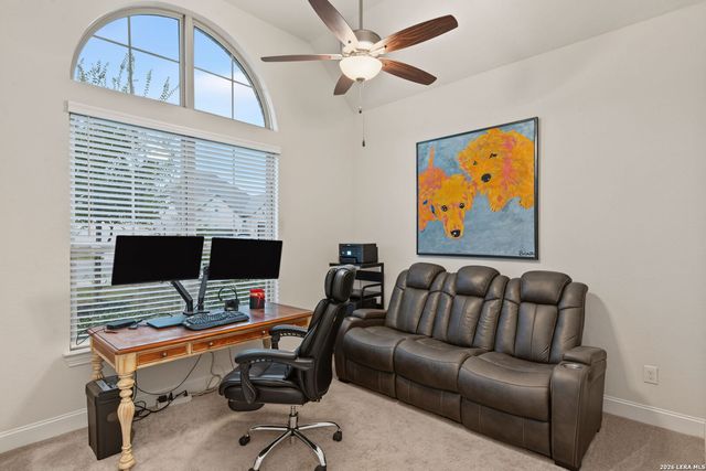 122 HUNTWICK DR, Boerne, TX 78006