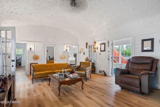 424 Riverview Boulevard, Daytona Beach, FL 32118