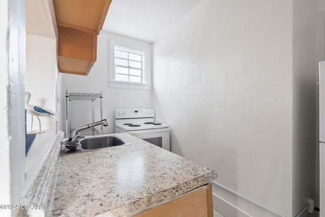 424 Riverview Boulevard, Daytona Beach, FL 32118