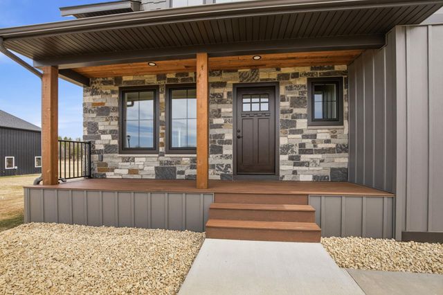 524 Northern Meadows Lane, Sartell, MN 56377
