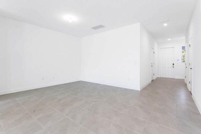 552 Sanderling Circle, Deerfield Beach, FL 33442