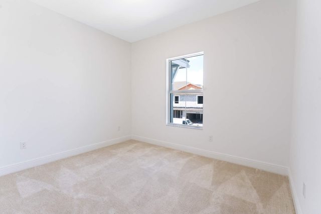 552 Sanderling Circle, Deerfield Beach, FL 33442