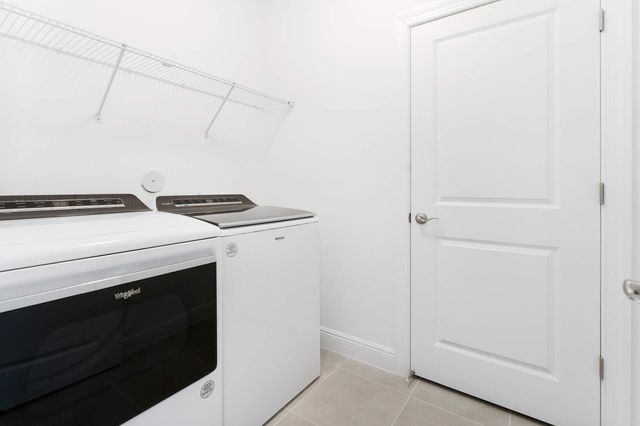 552 Sanderling Circle, Deerfield Beach, FL 33442