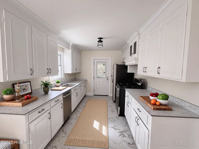 401 Vann Drive, Clinton, NC 28328