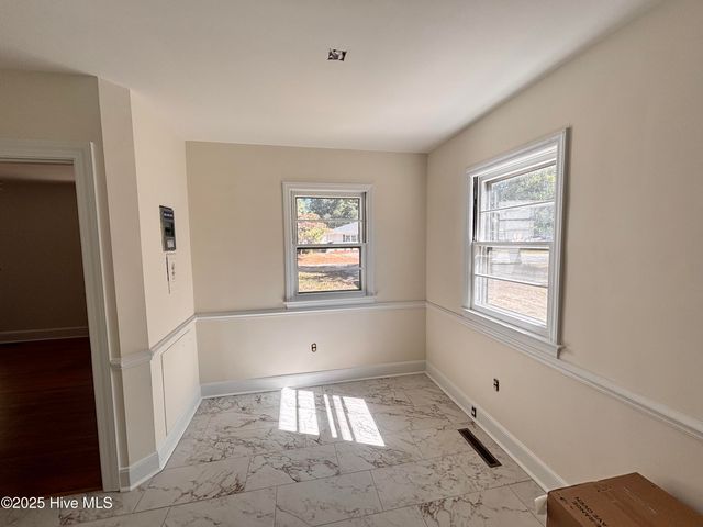 401 Vann Drive, Clinton, NC 28328