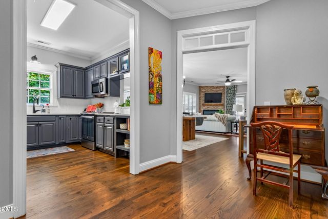 7510 Lead Mine Road 102, Raleigh, NC 27615