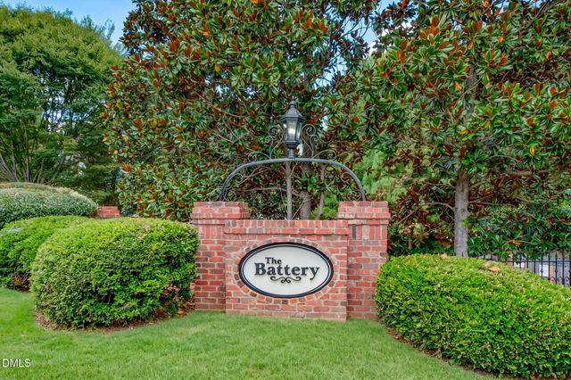 7510 Lead Mine Road 102, Raleigh, NC 27615