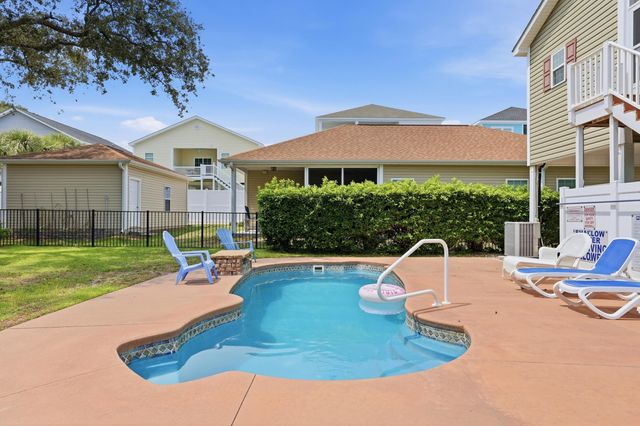 505 16th Ave. S, North Myrtle Beach, SC 29582