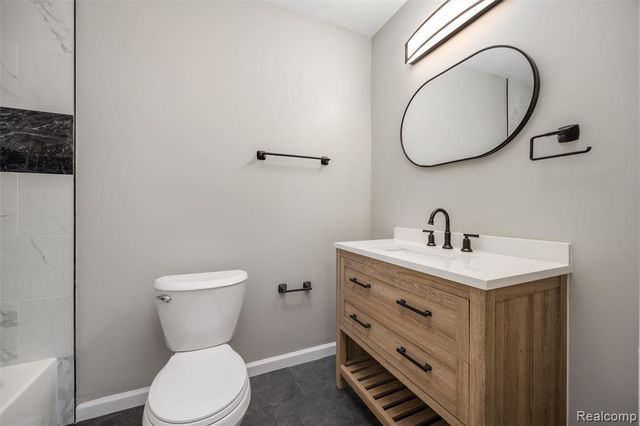 26261 La Muera Street, Farmington, MI 48334