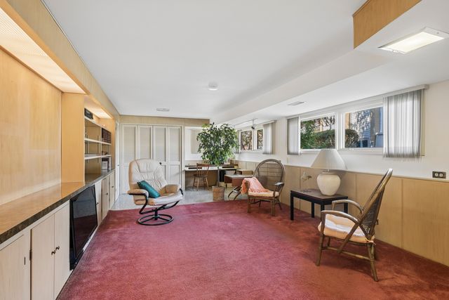 1041 Arbor Lane, Glenview, IL 60025