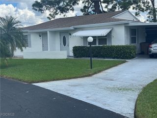 1 Aztec Lily LN, Lehigh Acres, FL 33936