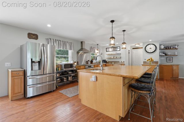 11111 Shadywood Drive, Brighton Township, MI 48114
