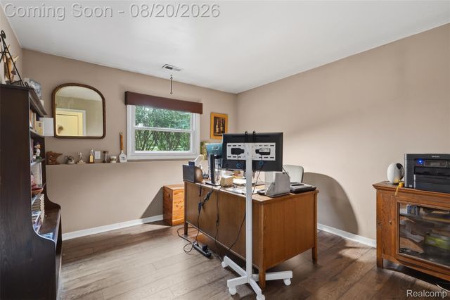 11111 Shadywood Drive, Brighton Township, MI 48114