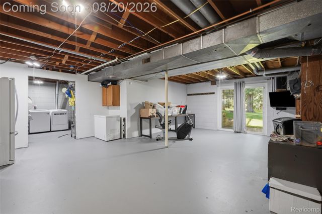 11111 Shadywood Drive, Brighton Township, MI 48114