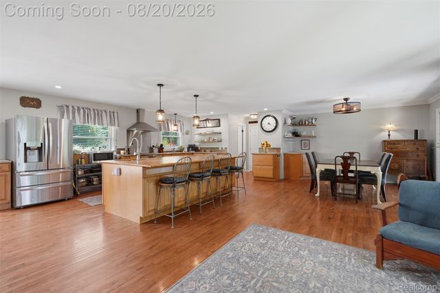11111 Shadywood Drive, Brighton Township, MI 48114