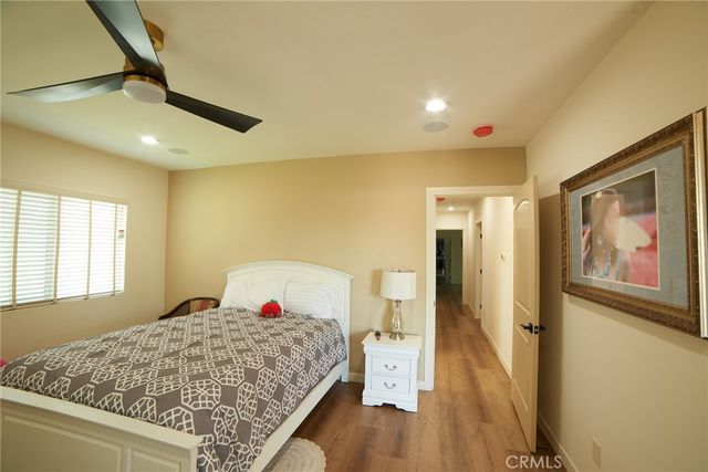 4057 Pine, Long Beach, CA 90807