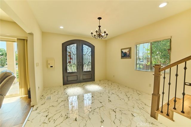 4057 Pine, Long Beach, CA 90807