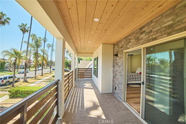4057 Pine, Long Beach, CA 90807