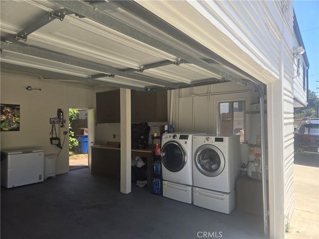 4057 Pine, Long Beach, CA 90807