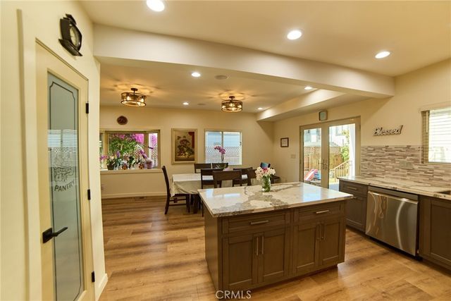 4057 Pine, Long Beach, CA 90807