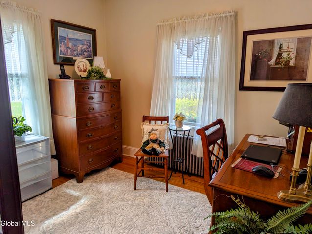 34 Van Heusen Street, Colonie, NY 12205