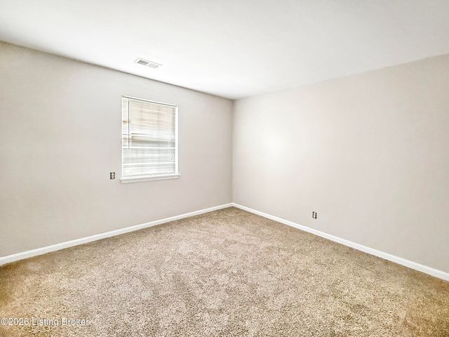 3312 Colonial Manor Cir UNIT 1B, Louisville, KY 40218