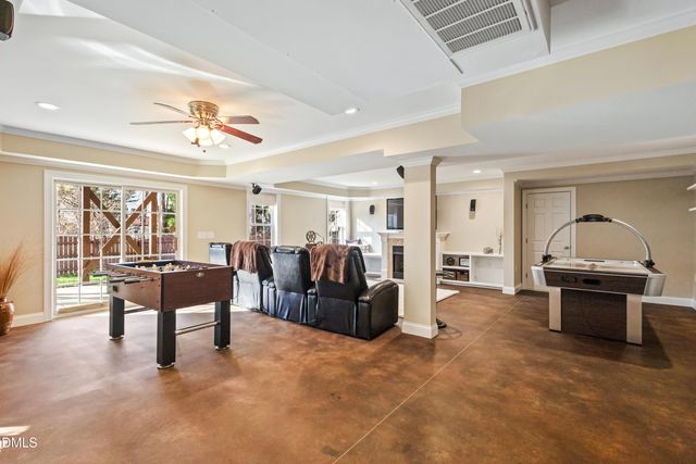 1006 Cherokee Sunset Road, Apex, NC 27502