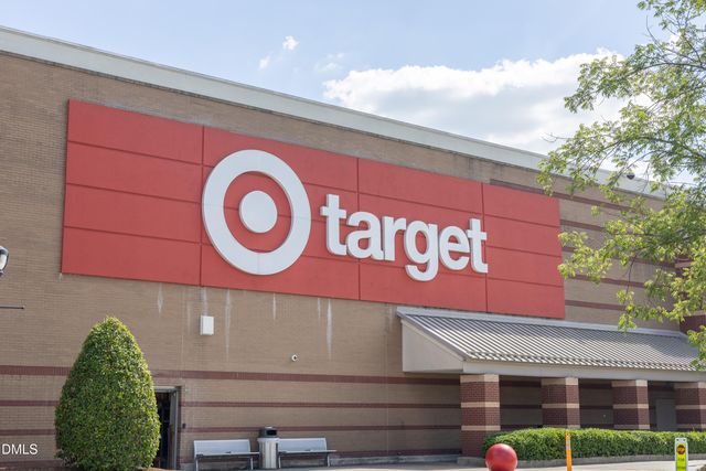 1006 Cherokee Sunset Road, Apex, NC 27502