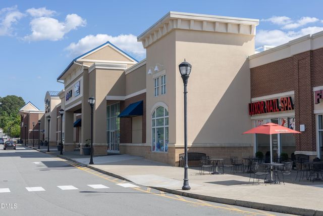 1006 Cherokee Sunset Road, Apex, NC 27502