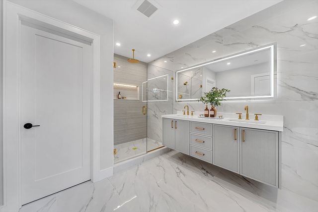 a136 Hillside, Needham, MA 02494