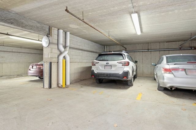 200 Ledgewood Dr 601, Stoneham, MA 02180