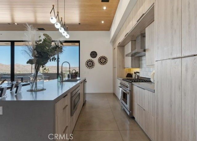 8175 Fox Trail, Yucca Valley, CA 92284