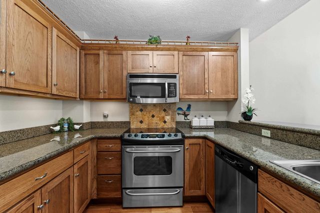 1218 E 30th Ave, Spokane, WA 99203