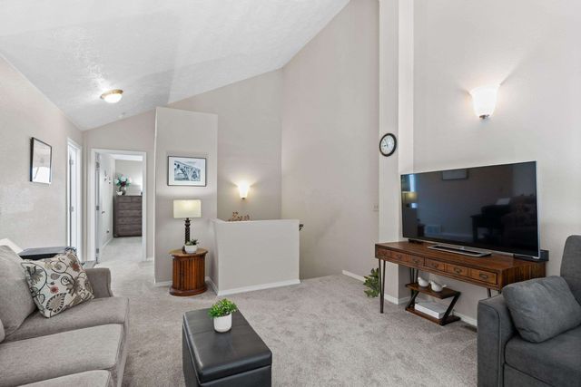 1218 E 30th Ave, Spokane, WA 99203