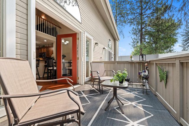 1218 E 30th Ave, Spokane, WA 99203