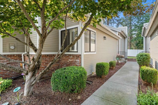 1218 E 30th Ave, Spokane, WA 99203