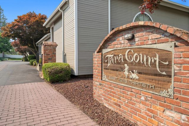 1218 E 30th Ave, Spokane, WA 99203