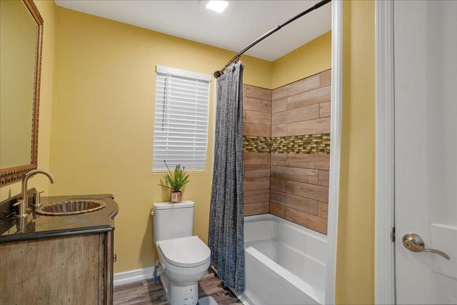 9815 E Brainerd Road, Ooltewah, TN 37363