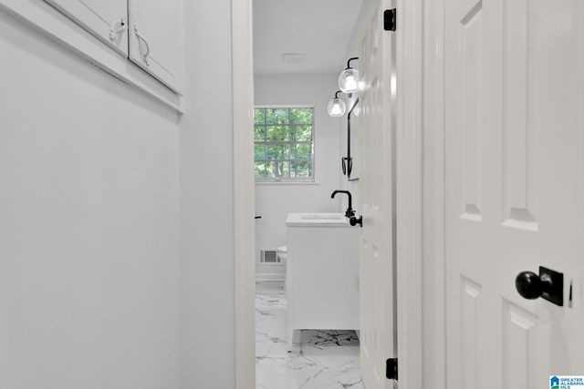 3016 VIRGINIA DRIVE, Hueytown, AL 35023