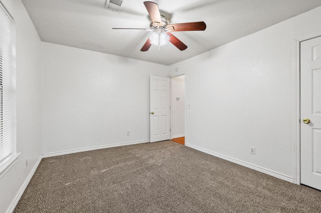 1208 Mill Street, Gainesville, TX 76240