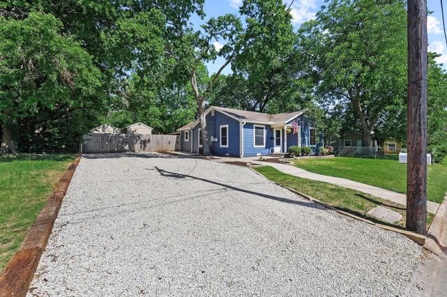 1208 Mill Street, Gainesville, TX 76240