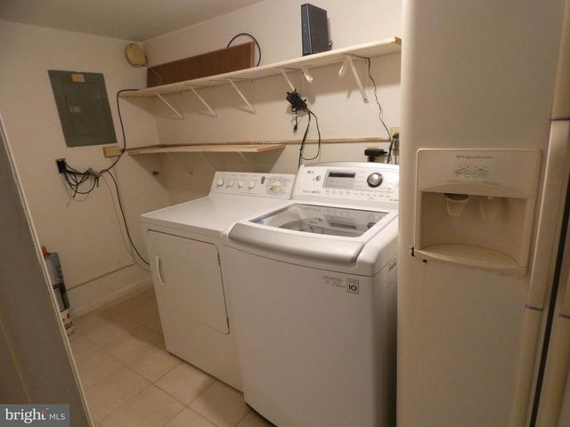 69-3 AZALEA WAY, Reading, PA 19606