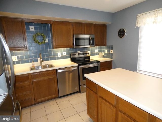 69-3 AZALEA WAY, Reading, PA 19606